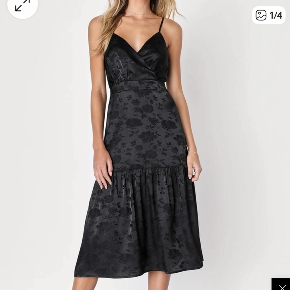 Lulu's Black Floral Maxi Dress